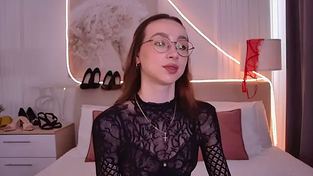 Emily Simon online show from July 2026 05:03:02 AM