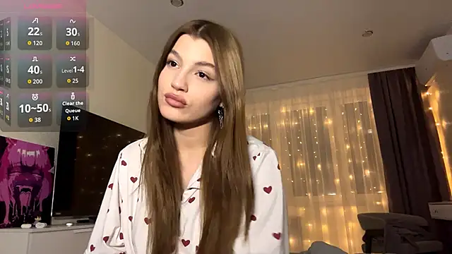 VeoraMuse online show from March 2026 06:03:01 PM