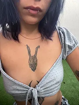 Snapshot of Namii_cute chatting on February 2026 11:47:02 AM Namii cute online show from February 2026 11:47:02 AM