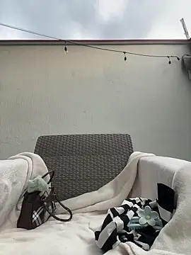 Snapshot of Namii_cute chatting on February 2026 11:51:01 AM Namii cute online show from February 2026 11:51:01 AM