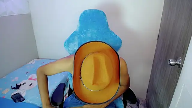 Snapshot of Rick_oficiall chatting on April 2026 09:04:02 PM Rick oficiall online show from April 2026 09:04:02 PM