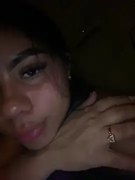 lunaa08 online show from February 2026 07:20:01 PM