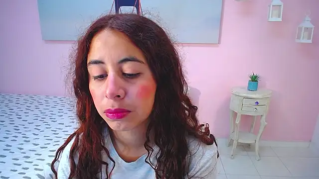 scarlett clyde online show from March 2026 12:23:01 PM