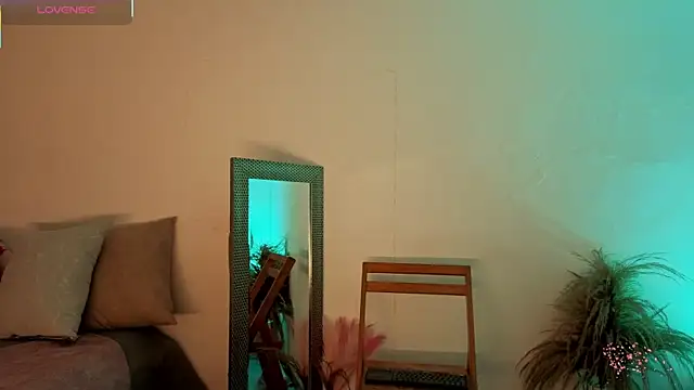 fransheskarossi online show from March 2026 12:10:02 PM