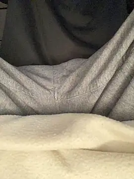 givemeabreak34 online show from April 2026 06:57:01 PM