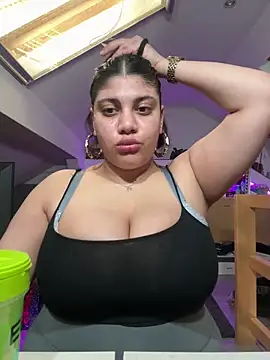 MinaKhalina online show from April 2026 03:31:02 PM