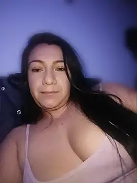 Katysaez online show from June 2026 04:28:01 AM