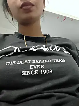 Cute-Natashaa online show from April 2026 03:06:01 PM