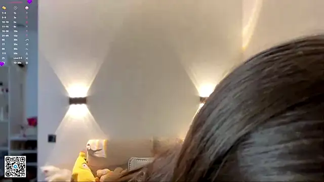 LouiseChavez online show from April 2026 08:10:01 AM