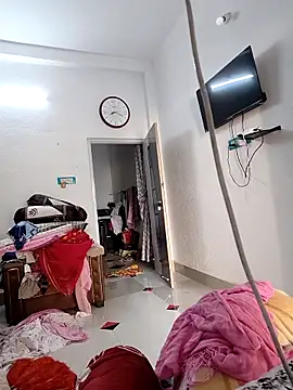 Hot-Tinaa online show from March 2026 02:48:01 AM