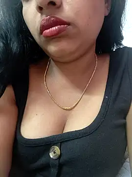 Hot-Tinaa online show from March 2026 11:55:01 PM