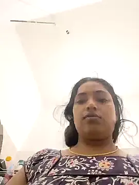 Hot-Tinaa online show from March 2026 02:44:01 AM