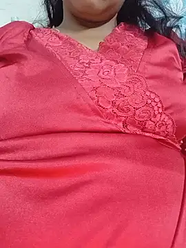 Snapshot of Hot-Tinaa chatting on May 2026 12:16:01 AM Hot-Tinaa online show from May 2026 12:16:01 AM