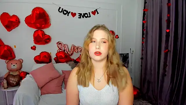 SweetDaylight online show from February 2026 07:41:02 PM