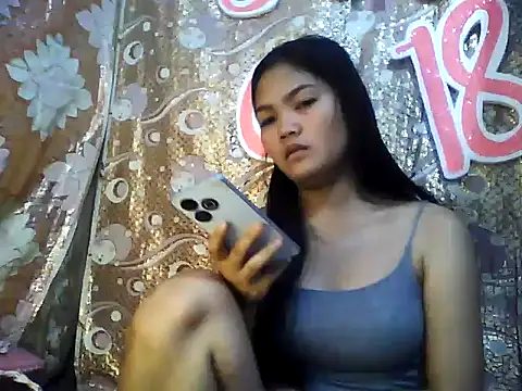 PinaySkinnyJust18 online show from February 2026 11:49:02 PM