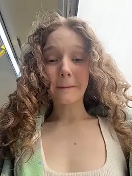 outside rosy online show from March 2026 03:23:01 PM