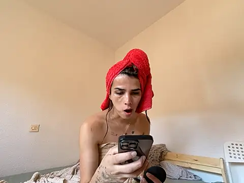 Lily WellGifted online show from May 2026 02:13:02 PM