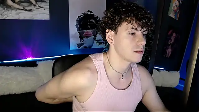 TylerGibson online show from July 2026 09:16:01 PM