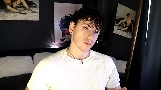 TylerGibson online show from July 2026 04:40:01 AM