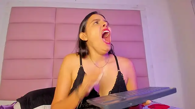 Catalinna 03 online show from March 2026 12:55:02 PM