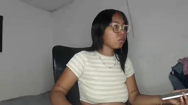 girl sexy27 online show from February 2026 03:43:02 PM