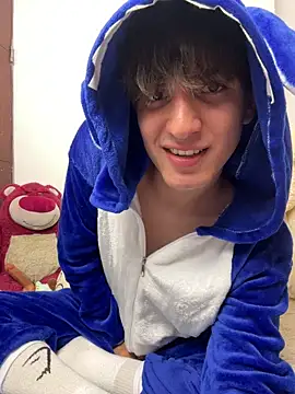 Naim TheKing online show from March 2026 03:30:01 AM