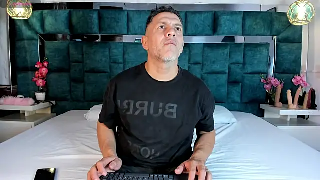 ViceSweet online show from March 2026 05:29:01 AM