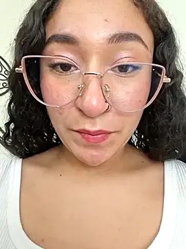 Dany Moon  online show from April 2026 07:43:01 PM