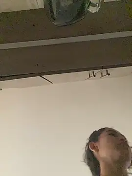 JuliaaVega online show from April 2026 12:55:01 PM