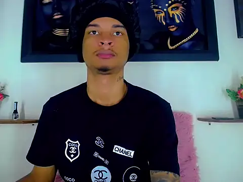 Tatoo Noah online show from April 2026 09:17:02 PM