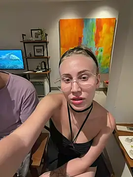 Olivka6 online show from April 2026 11:27:02 AM