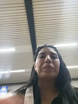LizaLorini online show from June 2026 11:40:02 PM