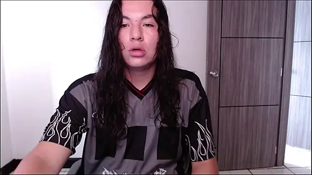 Yigolo   online show from July 2026 02:43:02 PM