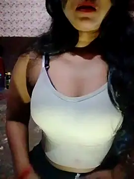 Ayesha Khan1 online show from April 2026 01:44:02 PM