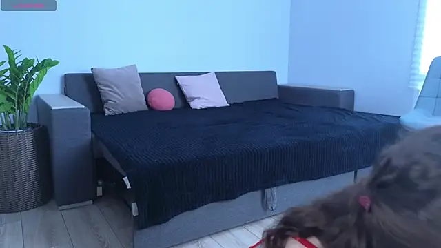 MillaKowal online show from March 2026 07:47:02 AM