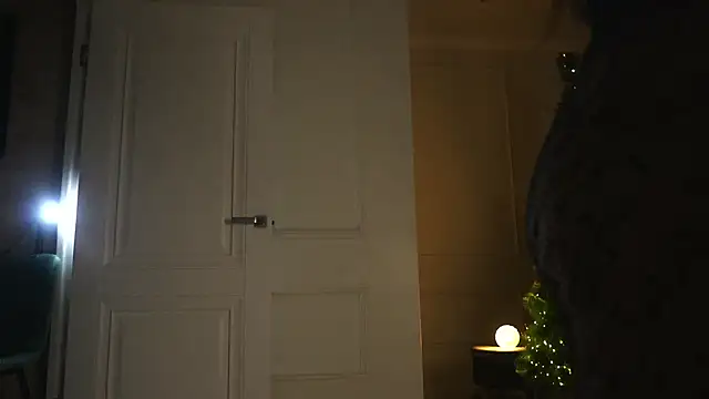 Ilona Hariss online show from March 2026 04:13:02 PM