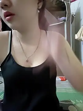 Pinks cool online show from April 2026 04:12:01 PM