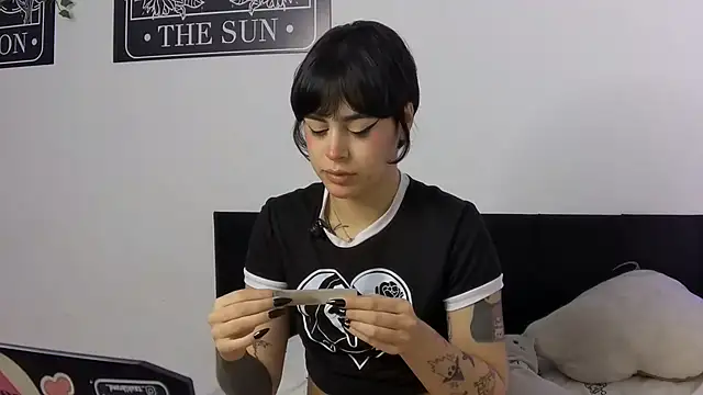ariane kimiko online show from July 2026 12:53:01 PM