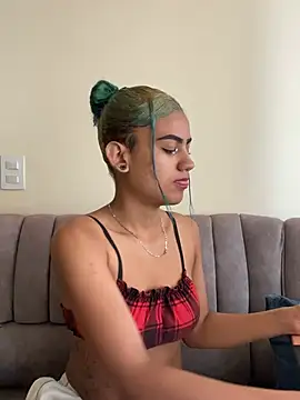 baby julieta5 online show from July 2026 02:10:01 PM