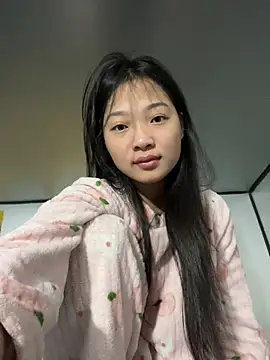 Lyn-be99 online show from March 2026 02:18:01 AM