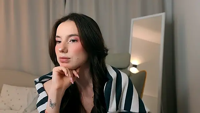 ssandralovin online show from March 2026 08:14:01 PM