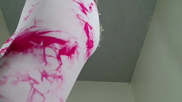 kendal1  online show from April 2026 01:42:02 PM