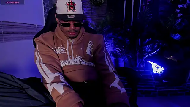 Rpoolrboy online show from April 2026 04:13:02 AM