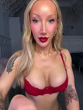 Allana29 online show from May 2026 08:14:02 PM