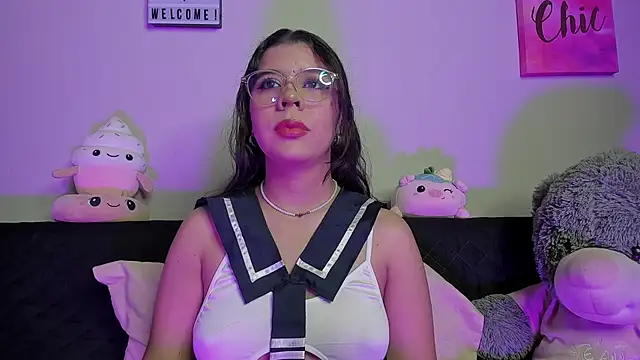 ViolettM online show from March 2026 05:19:01 PM