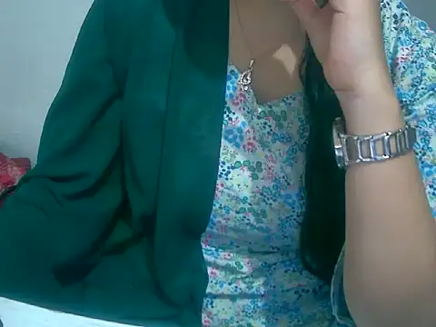 Cute Aliyaa online show from February 2026 07:53:02 AM