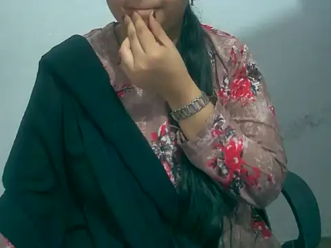 Cute Aliyaa online show from March 2026 10:08:02 AM