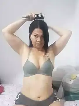 Snapshot of AfroditaX23 chatting on June 2026 11:58:01 AM AfroditaX23 online show from June 2026 11:58:01 AM