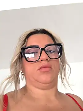 NinaRicci1518 online show from April 2026 02:39:02 PM