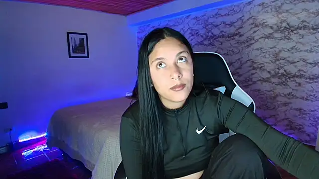 Camila IRoose online show from April 2026 12:50:02 PM